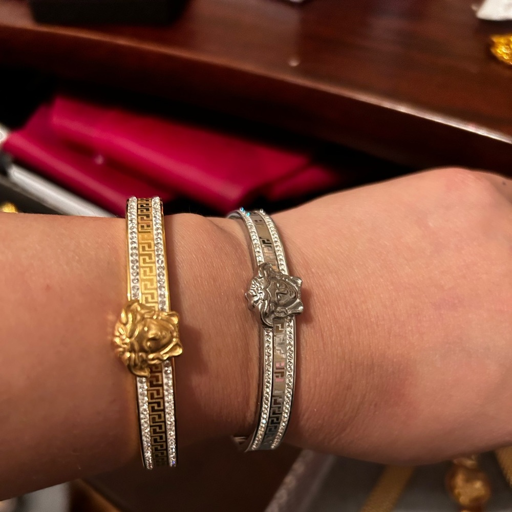 Bracelet Medusa head